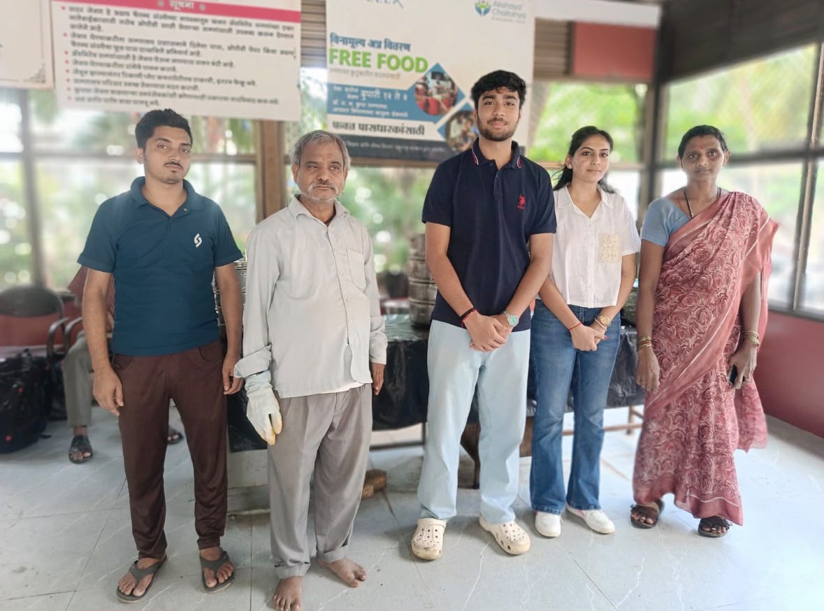   Lunch Distribution at Cooper Hospital